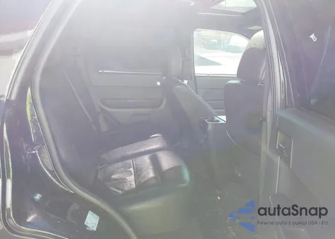 2010 Ford Escape Limited z USA, uszkodzony, nr VIN 1FMCU9EG1AKC61957